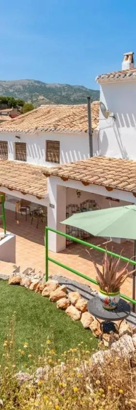 Casa Jaïra Sierra de Castril，位于卡斯特里尔的酒店