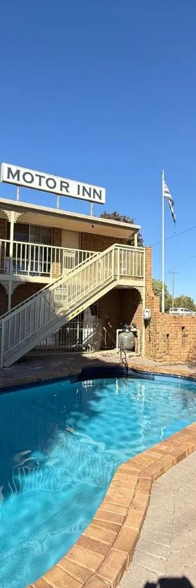 Darling Junction Motor Inn，位于Wentworth的酒店