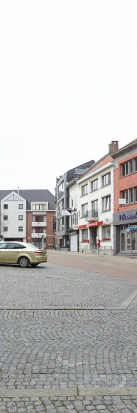 Hotel Temse，位于Temse的酒店