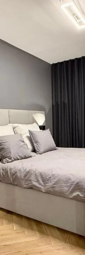 Apartament Boya 44 , Samodzielne zameldowanie , Parking, 400 m od PKP, 15min do Łodzi，位于兹盖日的酒店