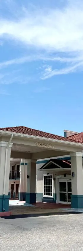 Quality Inn & Suites Greenville I-65，位于格林维尔的酒店