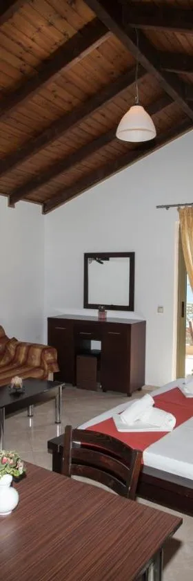 Siarbas Hotel，位于帕拉利亚维拉乔的酒店