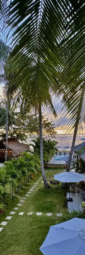 Southseas Beach Resort and Dive Center，位于桑坦德的酒店