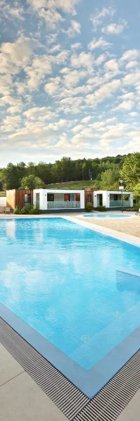 Mobile Homes Camping Plitvice，位于斯莫利亚纳茨的酒店