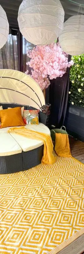 La Chambre des Secrets by Leslodgespa - Escapade romantique proche de Bâle avec terrasse privée，位于Hésingue的酒店