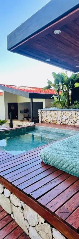 Cabaña Cedro Amarillo - moderna con jacuzzi en Sopetran, cerca de Medellín，位于索佩特兰的酒店