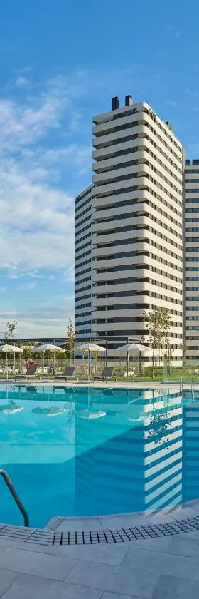 Be Casa Alcobendas，位于阿尔考本达斯的酒店