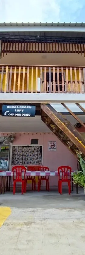 Coral Beach Loft，位于刁曼岛的酒店