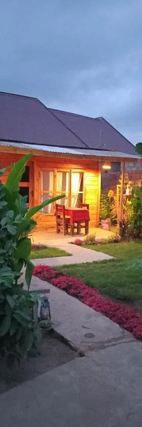 Patience Airport cottages，位于Boma la Ngombe的酒店