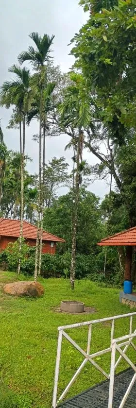 Nature Spot Cottages Coorg，位于Kurchi的酒店