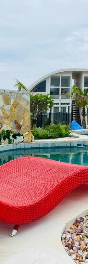 Narayana Hotel Karimunjawa，位于卡里蒙贾瓦的酒店