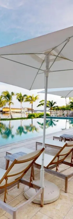 Princess Senses The Mangrove Resort - Adults Only，位于Green Island的酒店