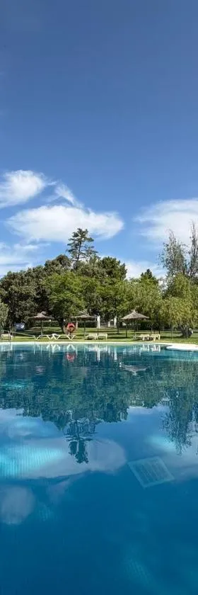 Crisol Jardines de Córdoba，位于科尔多瓦的酒店
