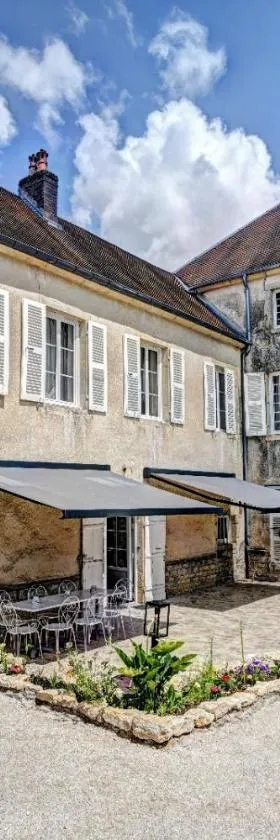 Château la hussardiere，位于Vaîte的酒店