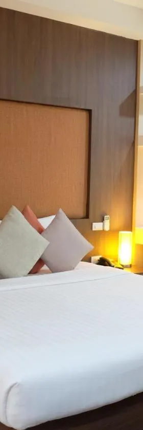 Eastpana Executive Residence 304 Prachinburi，位于Si Maha Phot的酒店