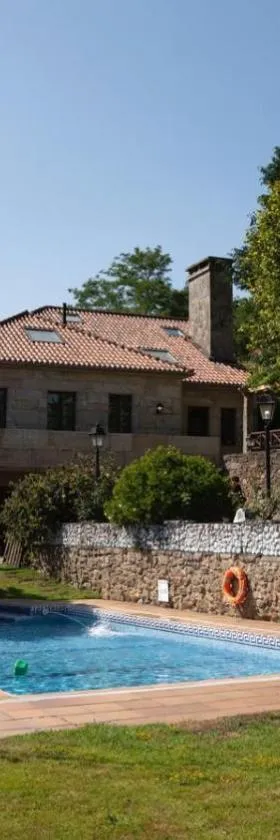 SNÖ Pazo de Adrán，位于米拉多罗的酒店