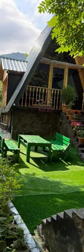 Riverhush cabin，位于Machakhlispiri的酒店