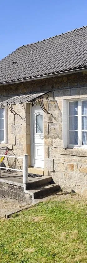 La corrèzoise，位于科雷兹的酒店