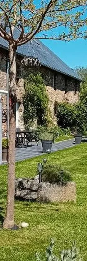 Chambres d'Hôtes La Clef des Champs，位于Montpinchon的酒店