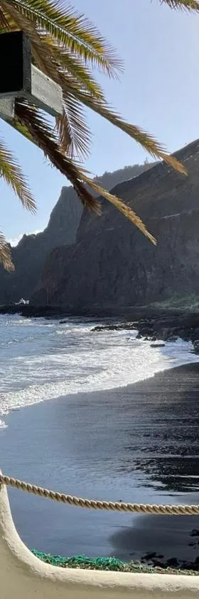 Ocean Front Playa Chica，位于圣克鲁斯-德特内里费的酒店