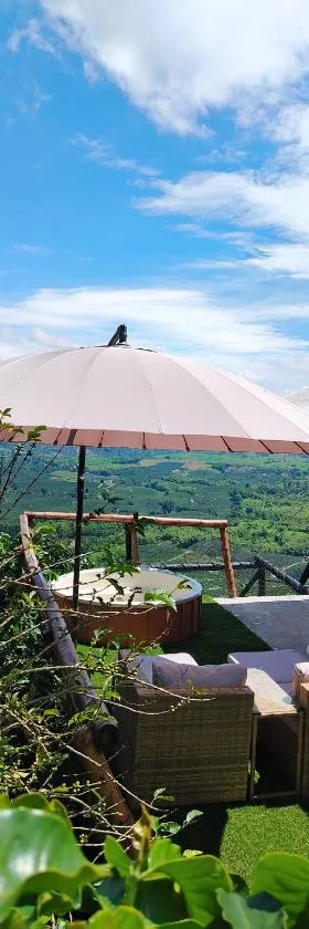 Glamping Orosierra，位于Chinchiná的酒店
