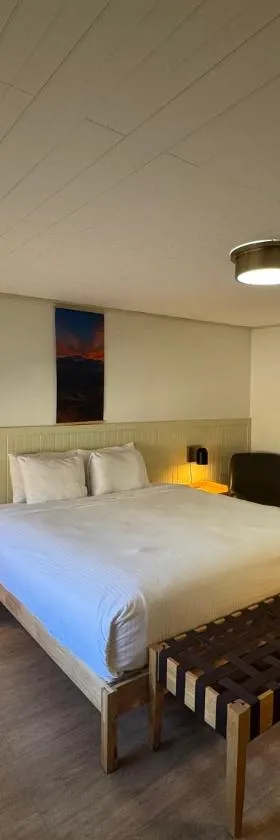 Pikes Peak Inn，位于马尼温泉的酒店