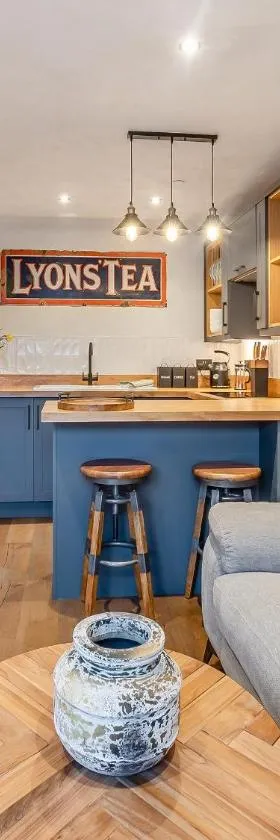 Flat 1 - Uk49037，位于纳伯斯的酒店