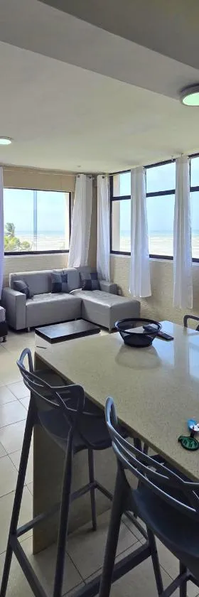 Tucacas, Frente al Mar, Vista 180 Grados, Piscina y Playa Privada，位于Tucacas的酒店