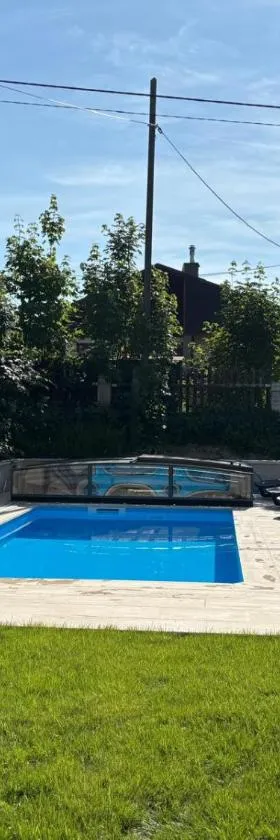 Apartmány Anna s bazénem a welness，位于特罗亚诺维采的酒店