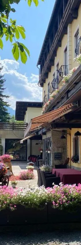 Hotel Kürschner，位于克查赫的酒店