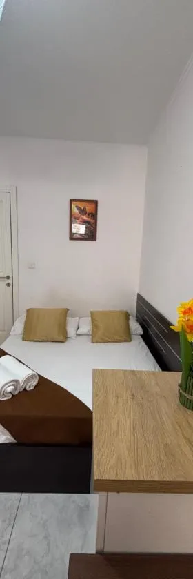 Private and Cozy Full Apartment，位于Msieraħ的酒店