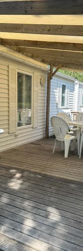 Cozy bungalow，位于Ivry-la-Bataille的酒店