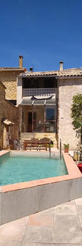 Relais des 3 ponts，位于Codolet的酒店