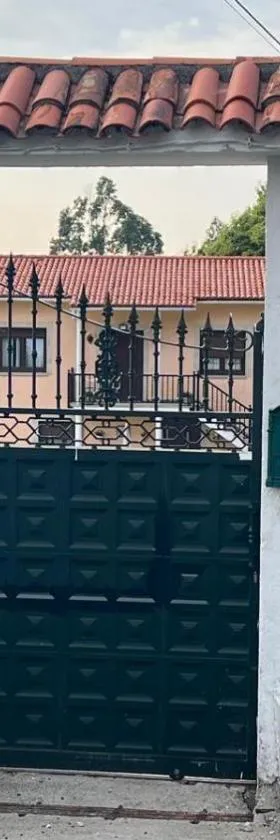 Casa Camiño do Eume，位于拉科鲁尼亚的酒店