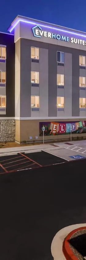 Everhome Suites El Paso Airport near Fort Bliss，位于Loma Terrace的酒店