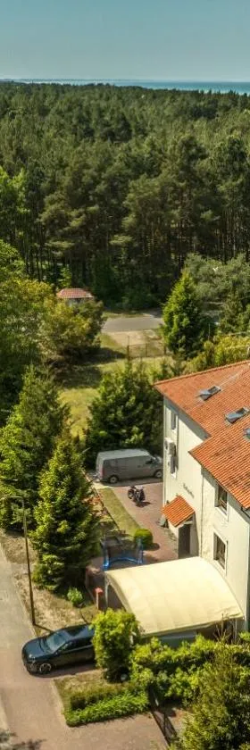 Dom Gościnny Batawia，位于瓦济的酒店