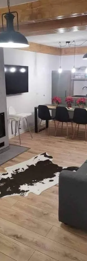 Apartament NA PIĘTERKU，位于Rzepiska的酒店