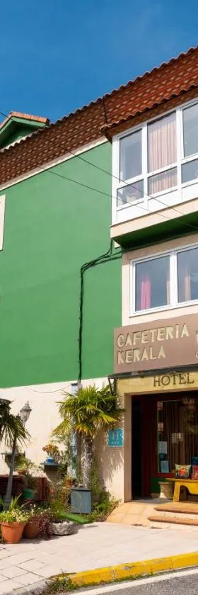 Hotel Kerala，位于San Esteban de Pravia的酒店