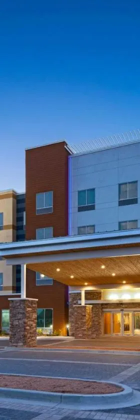Fairfield Inn & Suites by Marriott Harlingen，位于哈灵根的酒店