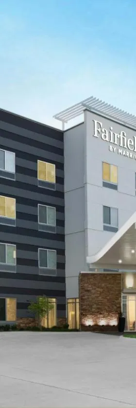 Fairfield Inn & Suites DeSoto Dallas South，位于迪索托的酒店