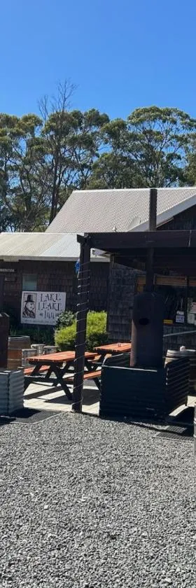 Lake Leake Inn，位于Lake Leake的酒店