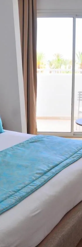 Palm Beach Club Djerba - All Inclusive，位于米多恩的酒店