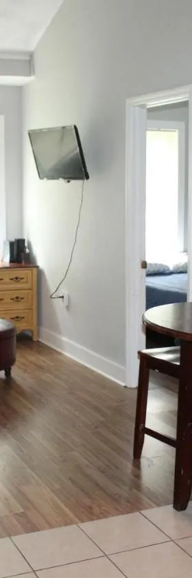 Historic Hill Apt1，位于Tuskegee的酒店