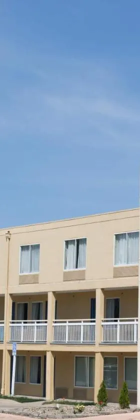 Days Inn by Wyndham West Des Moines - Clive，位于克莱夫的酒店