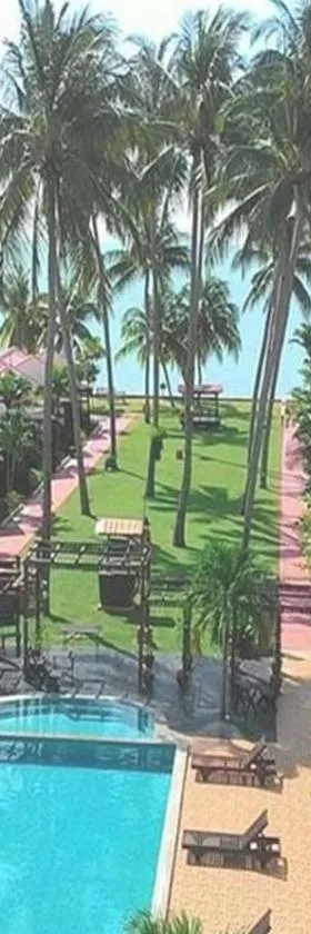 Shah's Beach Resort Melaka，位于马六甲的酒店