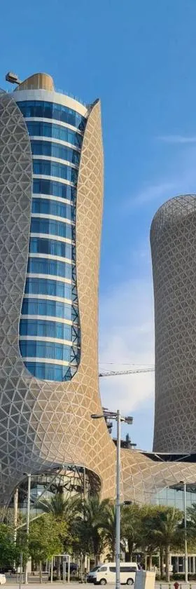 Century Marina Hotel - Lusail，位于Lusail的酒店