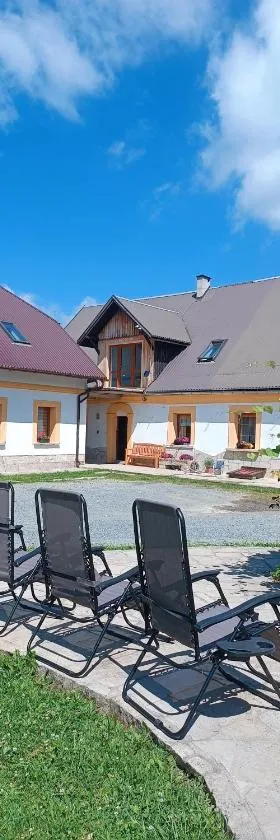 Apartament nad potokiem，位于Domaszków的酒店