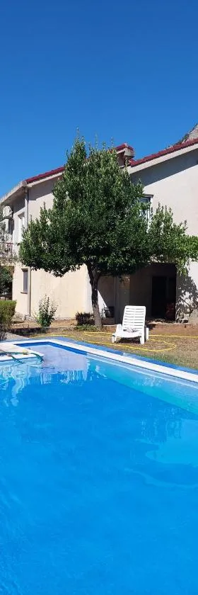 Vila Arapović, Maloševići 56，位于Buna的酒店