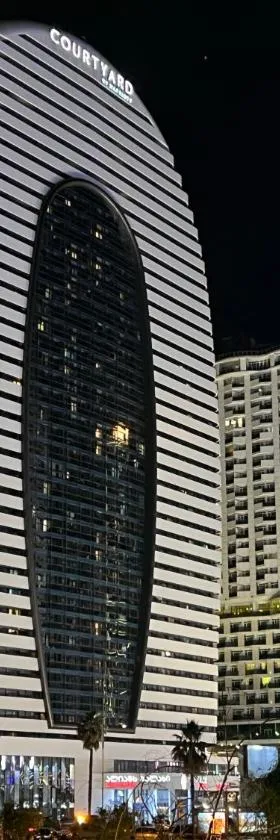Alliance Pearl Batumi，位于安吉萨的酒店