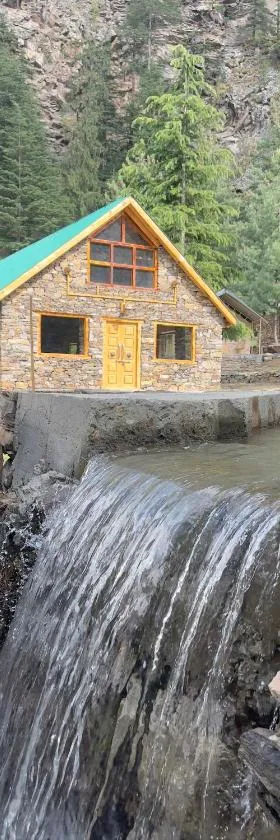 Shepherd's Lore Camps & Resort，位于Sāngla的酒店
